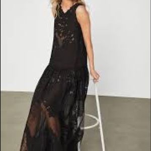 BCBGMAXAZRIA Chiffon laced tiered Gown